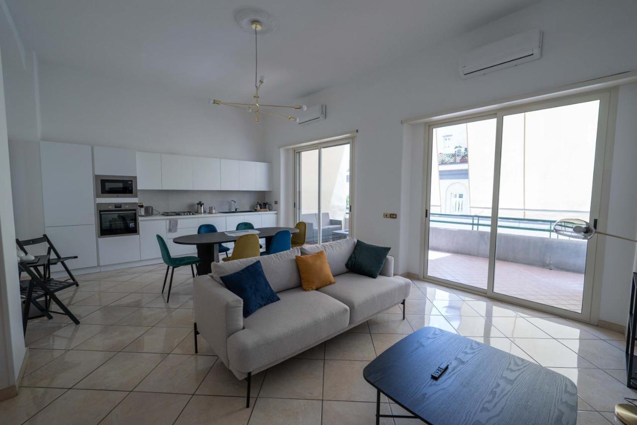 Chiaia Apartment San Pasquale By Dimorra Napoli Ngoại thất bức ảnh