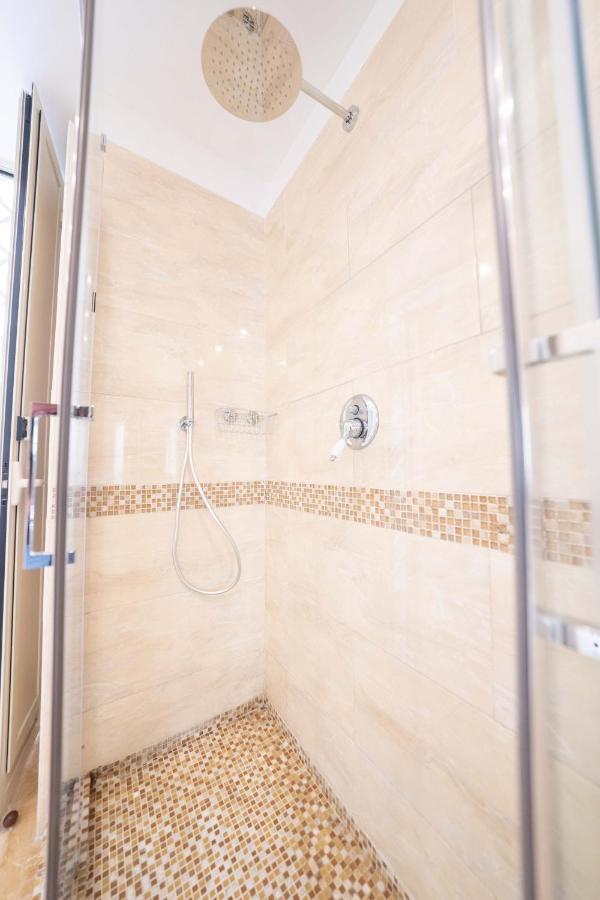 Chiaia Apartment San Pasquale By Dimorra Napoli Ngoại thất bức ảnh