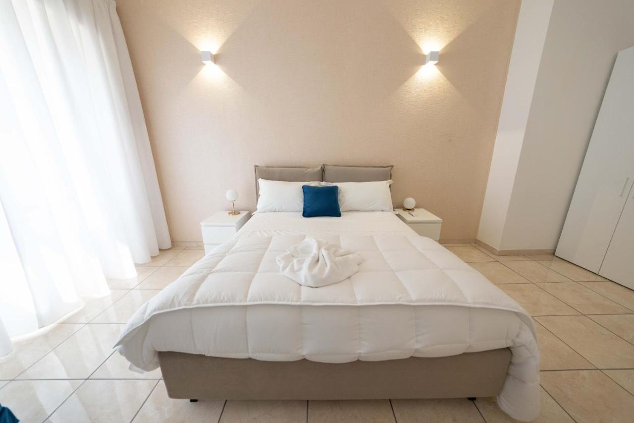 Chiaia Apartment San Pasquale By Dimorra Napoli Ngoại thất bức ảnh